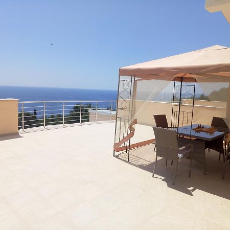 Villa Roan بار المظهر الخارجي الصورة