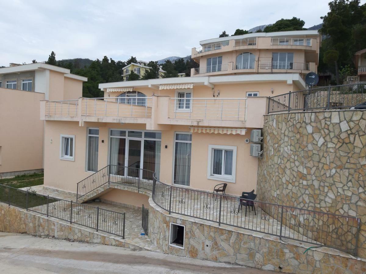 Villa Roan بار المظهر الخارجي الصورة